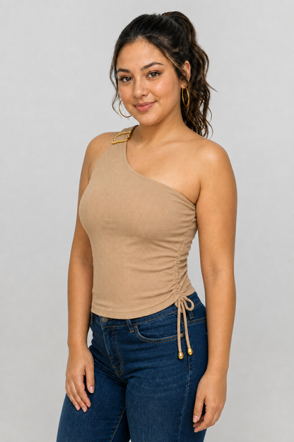 CROP TOP ASIMÉTRICO CON HEBILLA EN HOMBRO